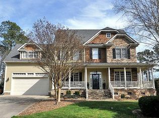 200 Cakebread Ct, Cary, NC 27519