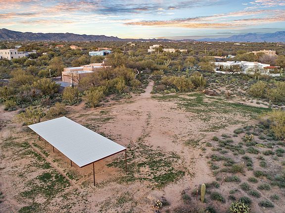 4th image of 2899 W Coyote Desert Dr