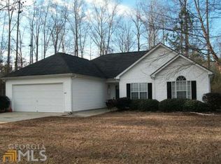 107 Arlington Ct, Newnan, GA 30263