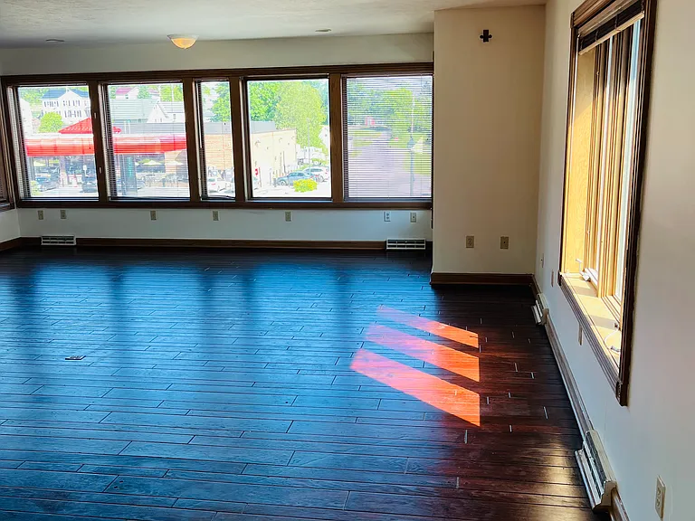 120 Franklin St #2A — Photo 2