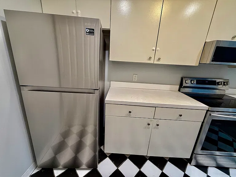 10 Weston Ave #41 — Photo 24