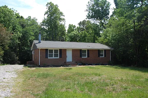 5142 Hillwood Dr Photo 1