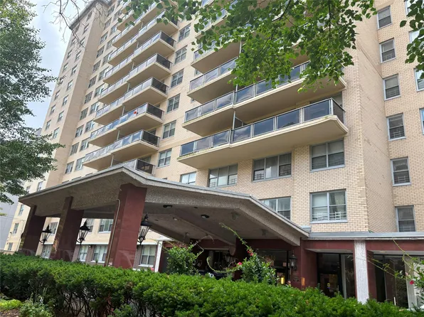 175-20 Wexford terrace #4K, Jamaica Estates, NY 11432