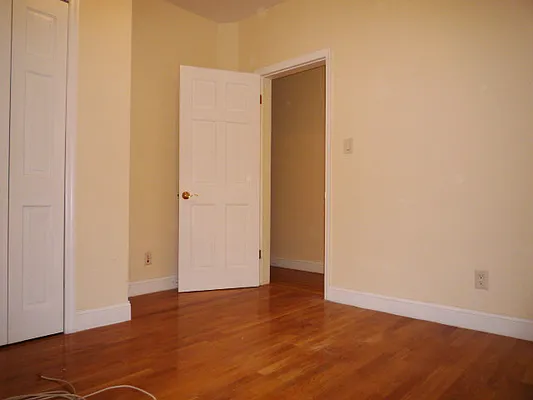 Rented by DSA Realty Midtown West | media 42