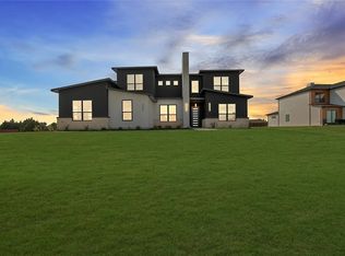 425 Whispering Way, Red Oak, TX 75154