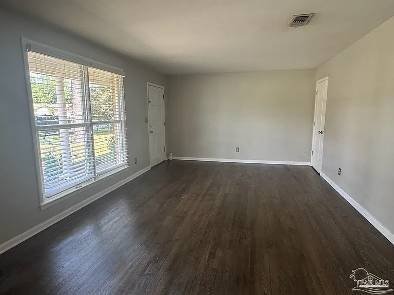 6222 Maybelle Dr — Photo 8