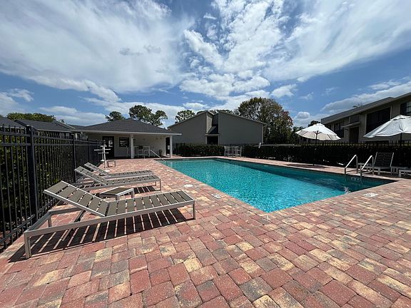 5th image of 7131 Pinnacle Dr #J24