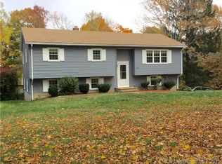 303 Grassy Hill Rd, Woodbury, CT 06798