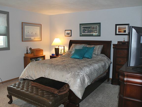 5th image of 2512 W Marina Dr APT 1