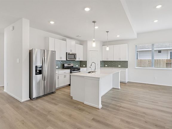 5th image of 5217 Redbud Valley Dr