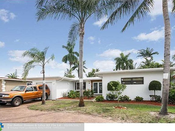2nd image of 2424 Bimini Ln