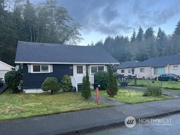 627 Lincoln, Hoquiam, WA 98550