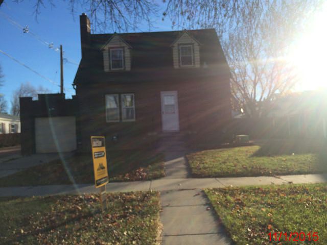 1st image of 509 2nd Ave NW