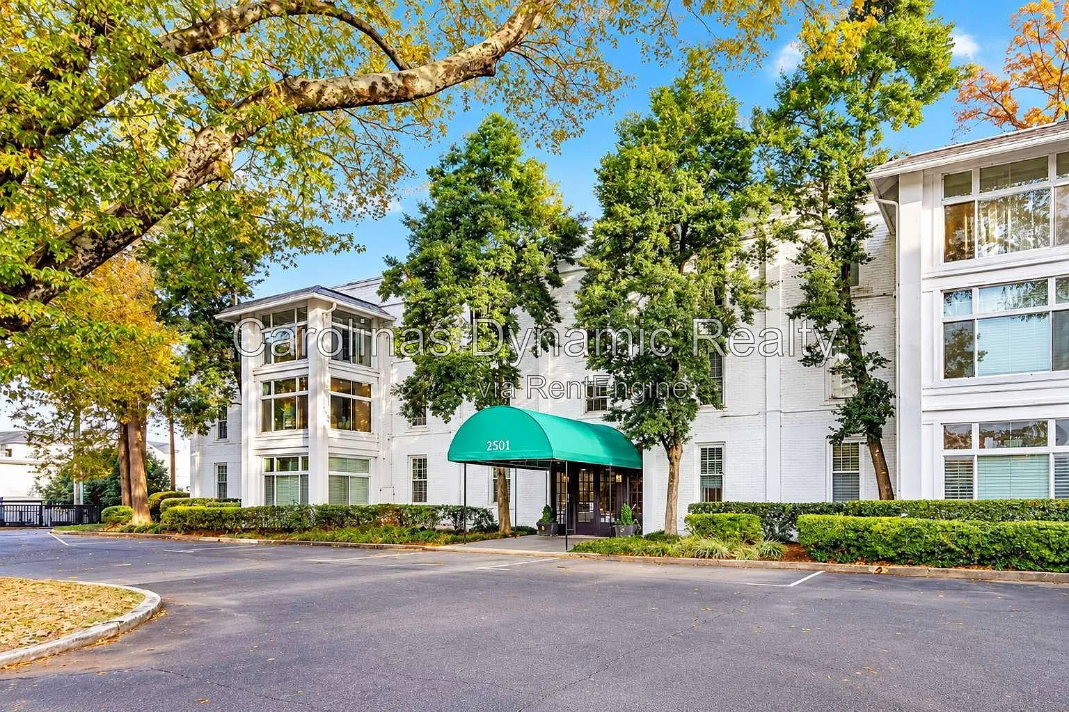 2 bed, 2.0 bath, 840 sqft, $1,950 — Photo 1