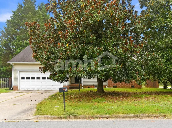 3972 Cherry Tree Dr, Greensboro, NC 27405