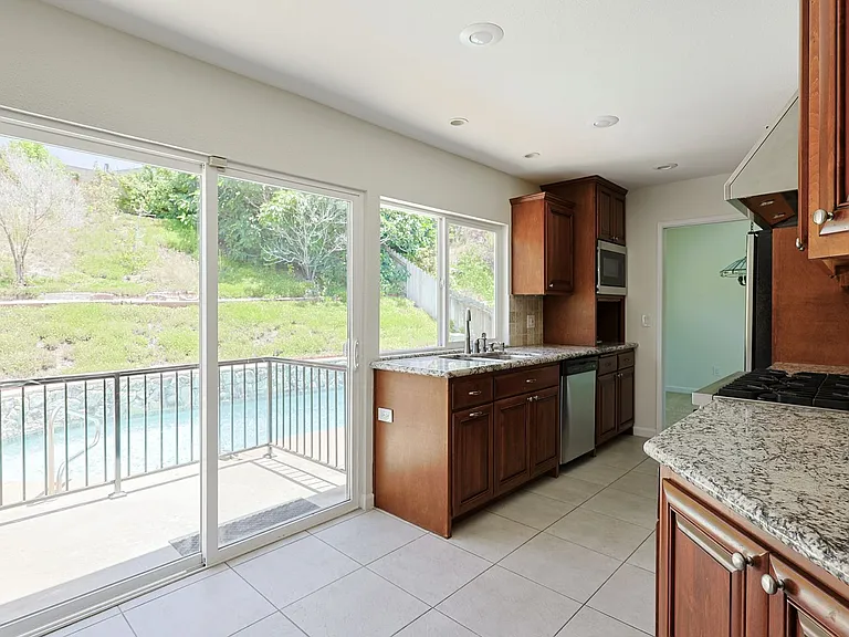 7517 Melotte St — Photo 5