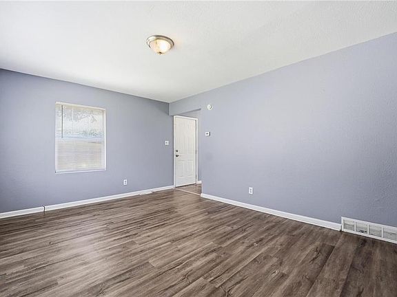 5th image of 1601 N 49th St