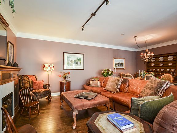 3rd image of 501 Oakwood Ave APT 3A