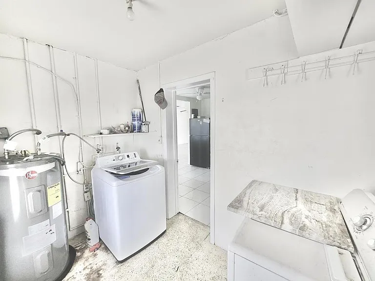 27263 Whitman Ave — Photo 15