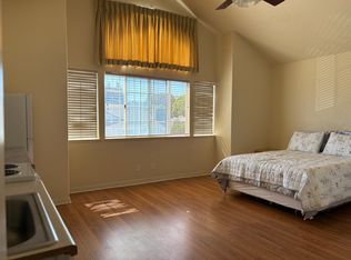 1820 Zircon Ave, Oxnard, CA 93030