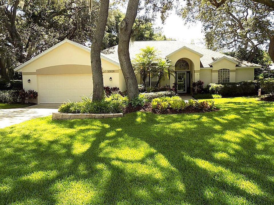 1st image of 33028 Lake Bend Cir