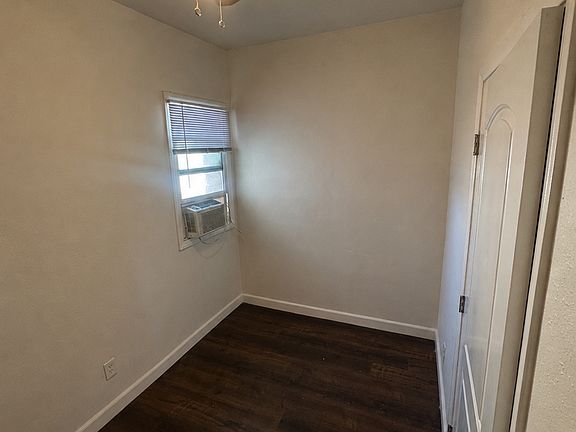 5th image of 1847 1/2 W Florence Ave APT 205