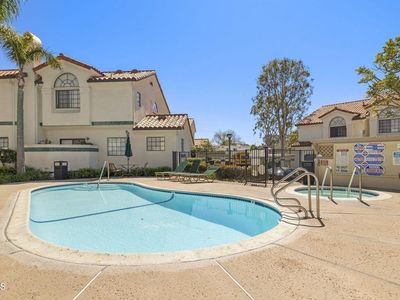 195 Courtyard Dr, Port Hueneme, CA, 93041