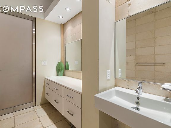 4th image of 242 Madison Ave #9A