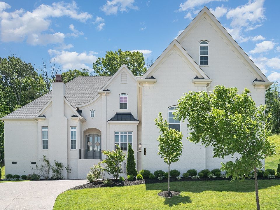 1st image of 2036 Bocage Cir
