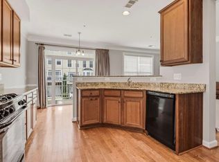 2517 Pascal Pl, Herndon, VA 20171