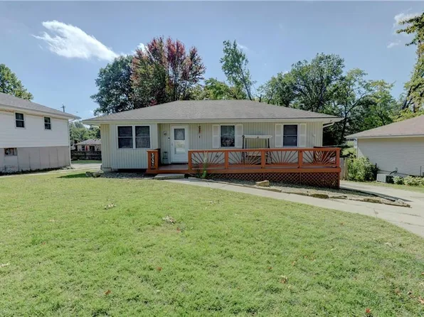 5121 NE 42nd Ter, Kansas City, MO 64117
