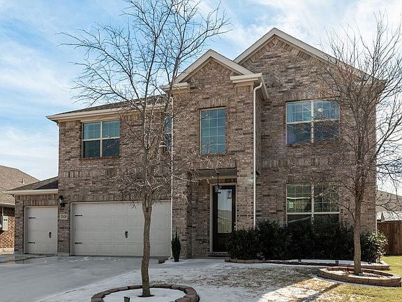 3rd image of 1620 Berry Ridge Trl