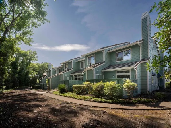 115 Dursey Dr, Pinole, CA 94564