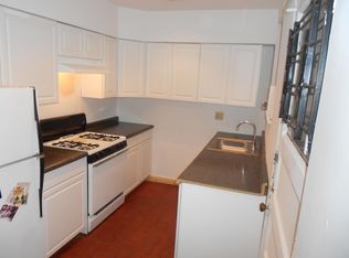 646 W Oakdale Ave #2F, Chicago, IL 60657
