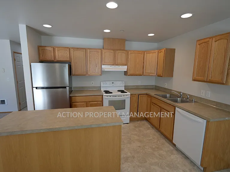 1312 Campbell Ave #2 — Photo 18