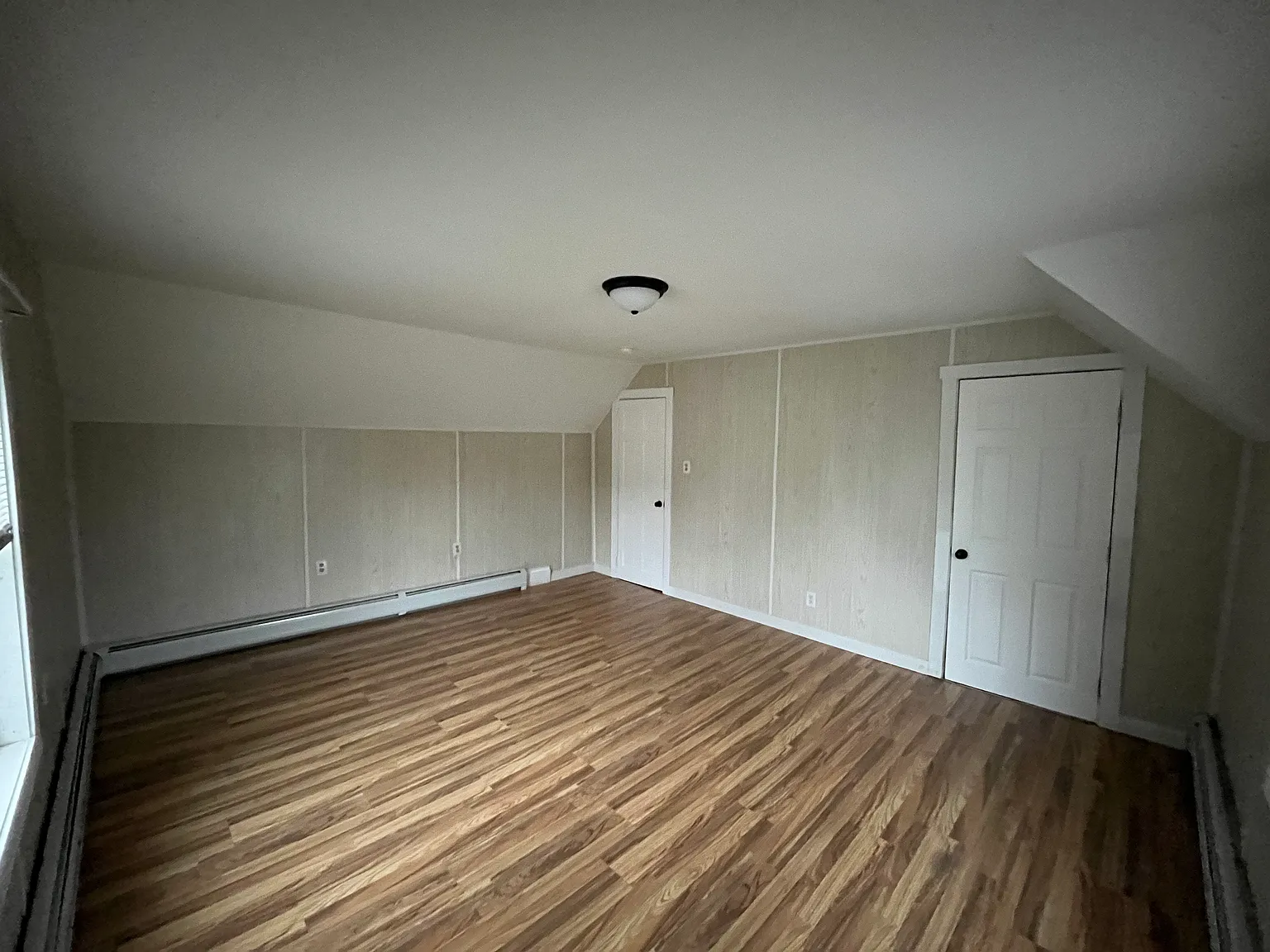 2 bed, 1200 sqft, $2,350 — Photo 3