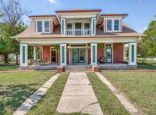 217 N 7th St, Sanger, TX 76266