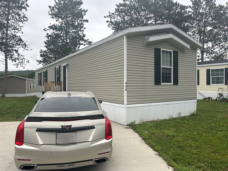 1st image of 456 Lazy Branch Dr