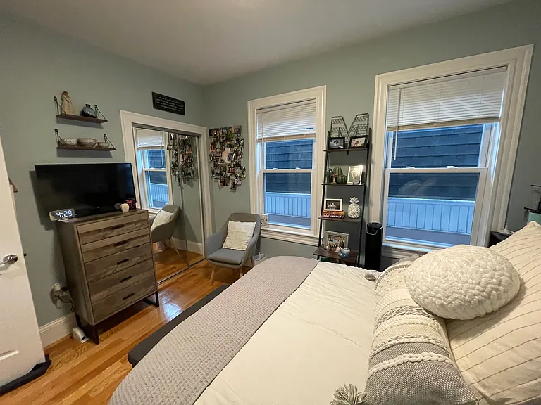67 Pearl St #2 — Photo 23