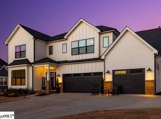 208 Montview Cir, Greenville, SC 29617