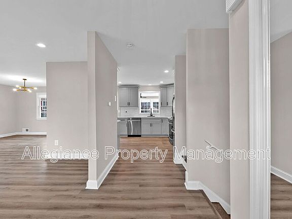 5th image of 2215 Lida Ct