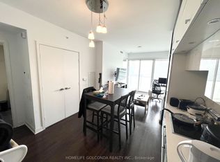 15 Grenville St #4207, Toronto, ON M4Y 0B9