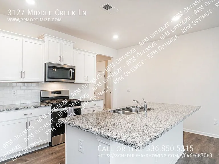 3127 Middle Creek Ln — Photo 13