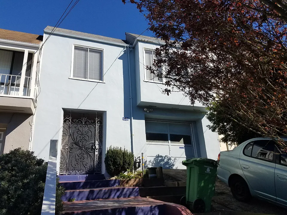338 Ralston St