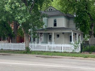 614 S 7th St, Council Bluffs, IA 51501