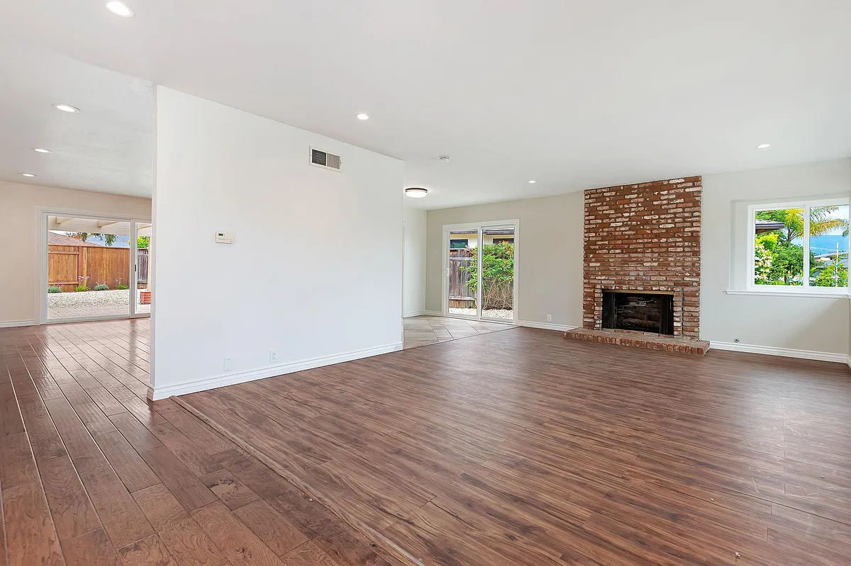 Building Photo - 507 Mills Way