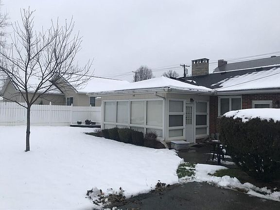 2nd image of 1172 McKaig Ave