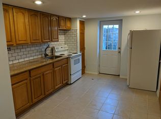 1051 Park Ln N, Franklin Square, NY 11010