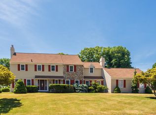 618 Thomas Jefferson Rd, Wayne, PA 19087