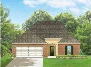 378 Key Biscayne Dr, Port Allen, LA 70767